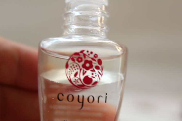 皮脂不足の肌におすすめ自然派化粧品coyori 美容液オイル